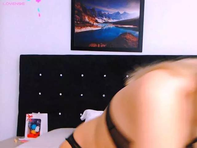 Freechat mya13 on BongaCams