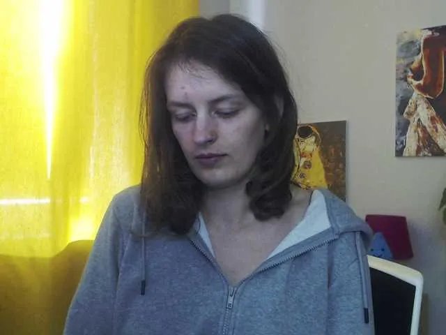 Offline NadineGold on BongaCams