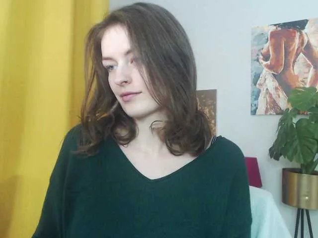 Offline NadineGold on BongaCams