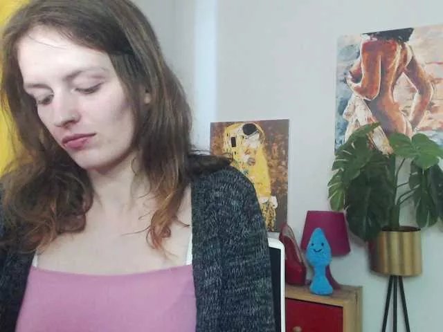 Offline NadineGold on BongaCams