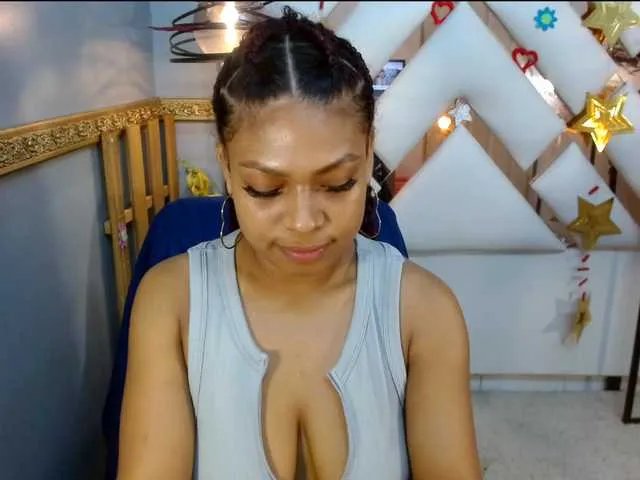 Offline NaomiSmiths on BongaCams