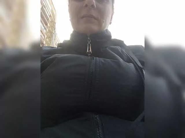 Offline Nastya625 on BongaCams