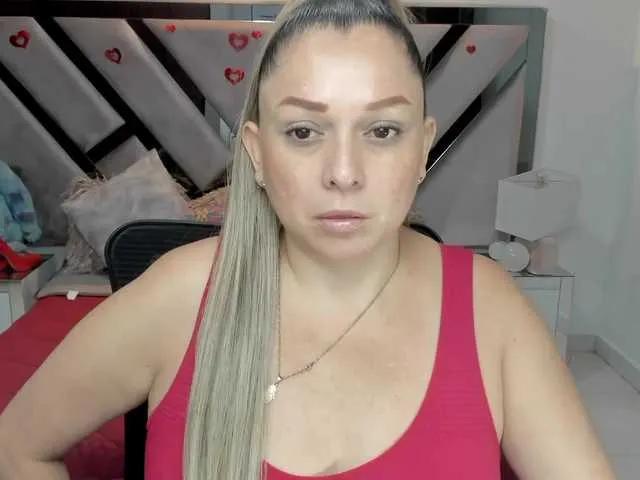 Offline natalia5560 on BongaCams