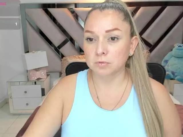 Offline natalia5560 on BongaCams