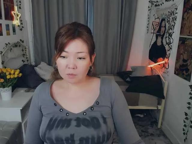 Offline natzzuko on BongaCams