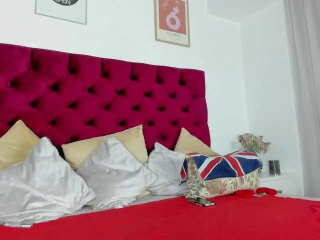 BongaCams OdetteOcean is Freechat OdetteOcean — The balance between a man's mind and HOT body