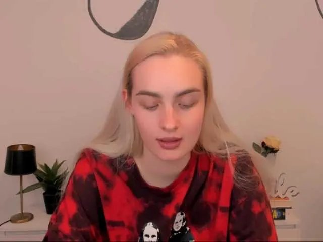 Freechat OliviaKisss3 on BongaCams