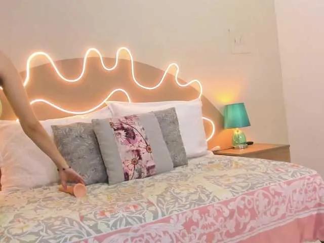 Offline PalmerEvans on BongaCams