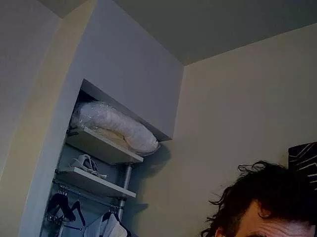 Offline parejooon on BongaCams