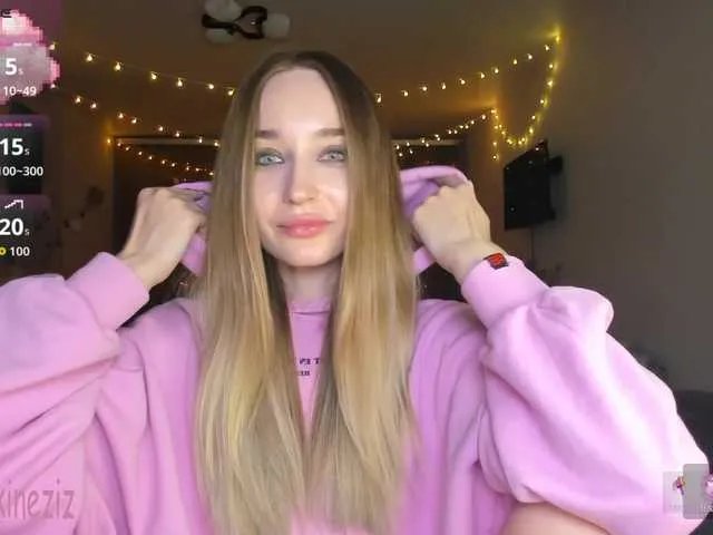 Polikinesis on BongaCams