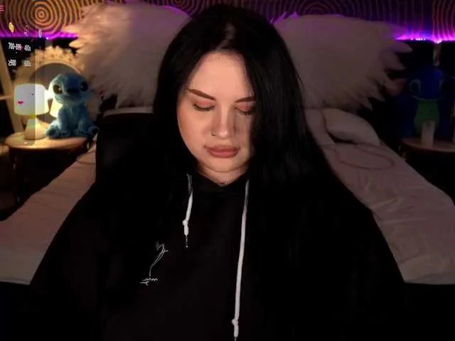 Offline PollyMur on BongaCams