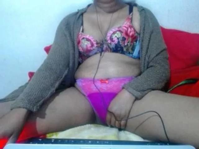 Offline prettyChoco2 on BongaCams