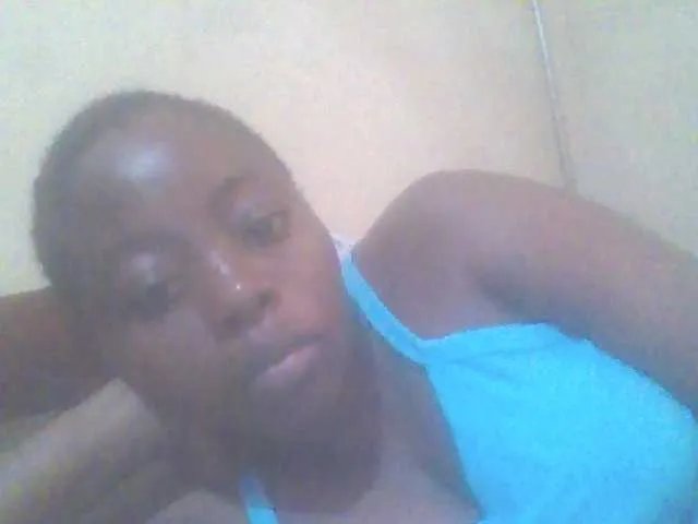 Offline PrettyG on BongaCams