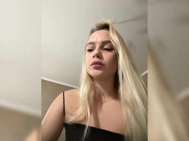 Offline PrettyKatea on BongaCams