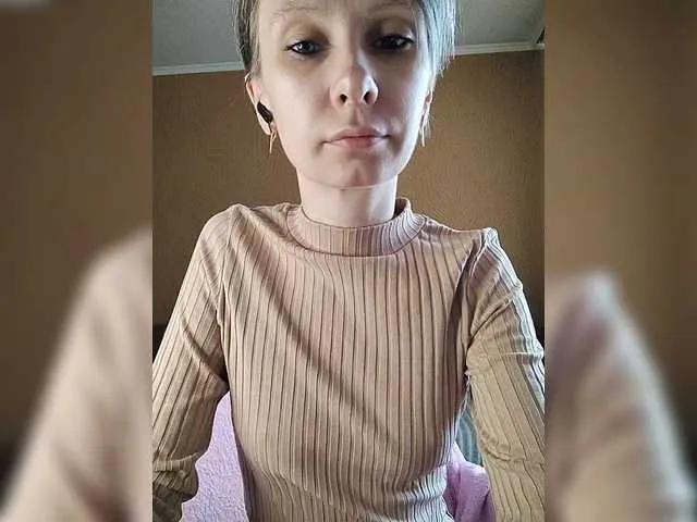 Freechat prettyKris on BongaCams