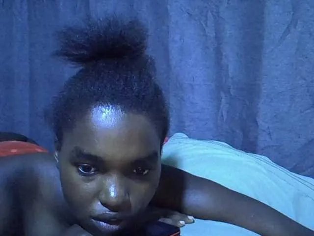 Freechat princess-scovia on BongaCams