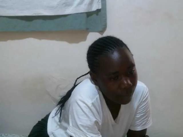 Offline queen-sly on BongaCams