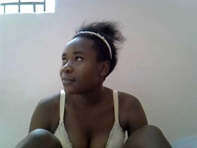 Offline queen-sly on BongaCams