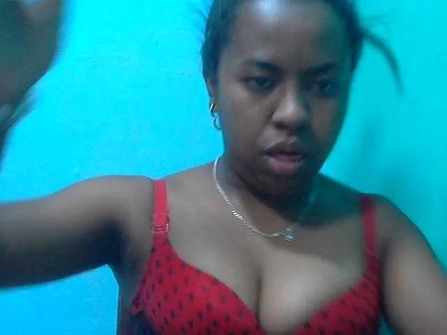 Offline Queencamie on BongaCams