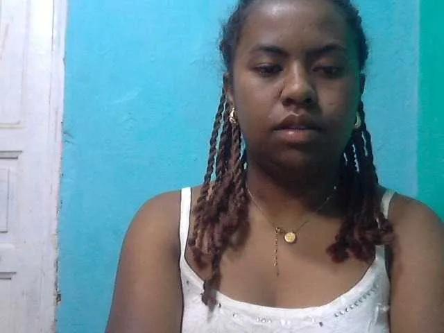 Offline Queencamie on BongaCams