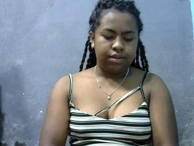 Offline Queencamie on BongaCams