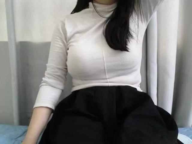 Offline QueenHot92 on BongaCams