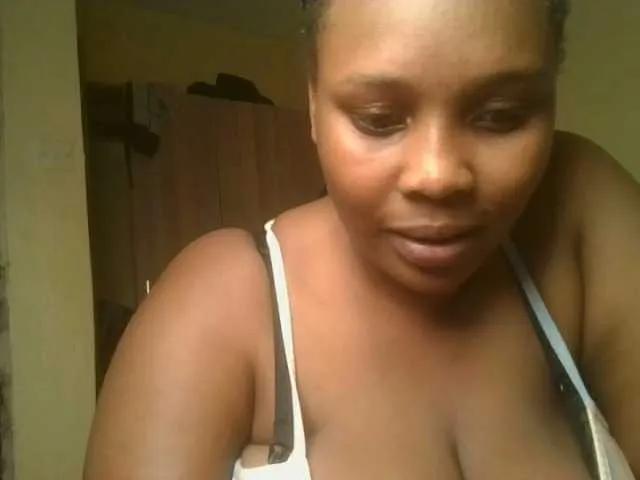 Queenlily25 — Freechat on BongaCams