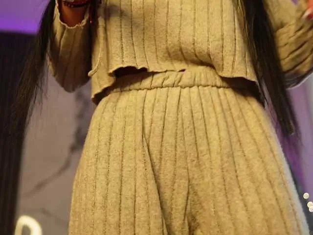 Offline RachelRavee on BongaCams