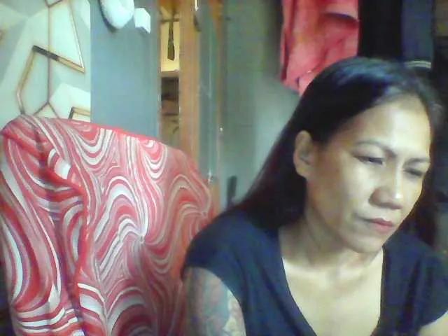 Offline Rarra on BongaCams