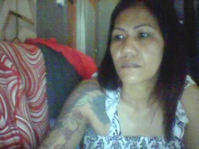 Offline Rarra on BongaCams