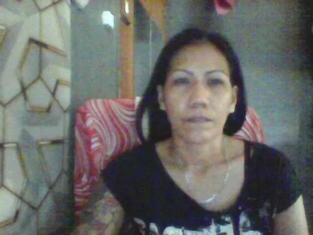 Offline Rarra on BongaCams