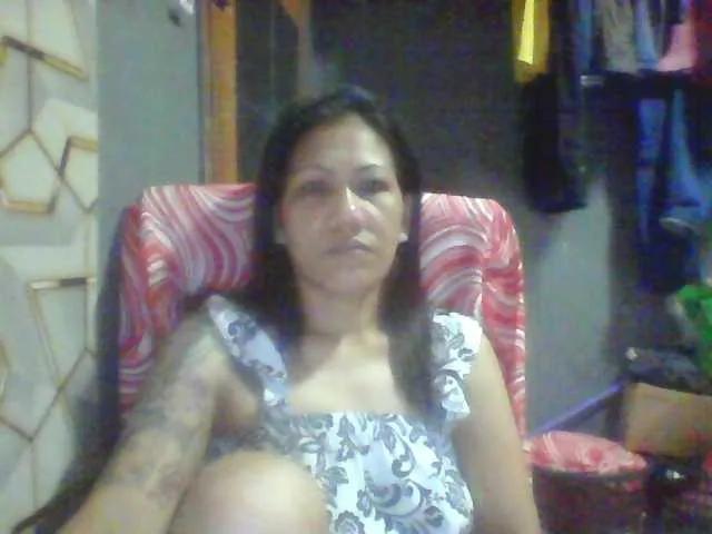 Offline Rarra on BongaCams