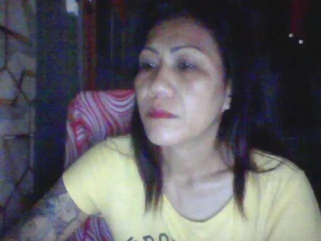 Offline Rarra on BongaCams