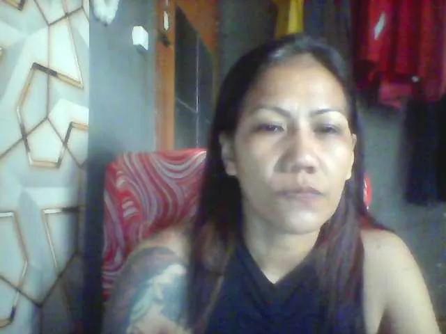 Offline Rarra on BongaCams