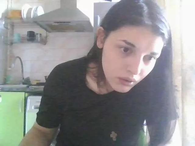 Offline Rosanna-Rennie on BongaCams