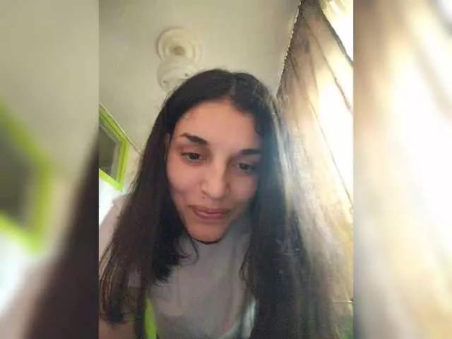 Offline Rosanna-Rennie on BongaCams