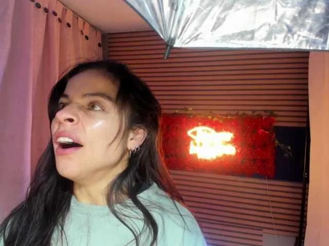 rosse2504 —  Ready to play with me?
Don't be shy ... enter, greet and let yourself take 

 Limits:
Without illegal acts, or content outside the rules of the platform. Be respectful and we will take great 