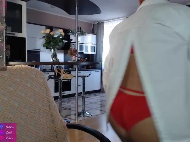 Offline roxana-brooks on BongaCams