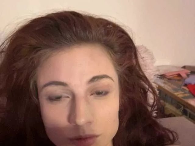 Offline RoxyLover on BongaCams