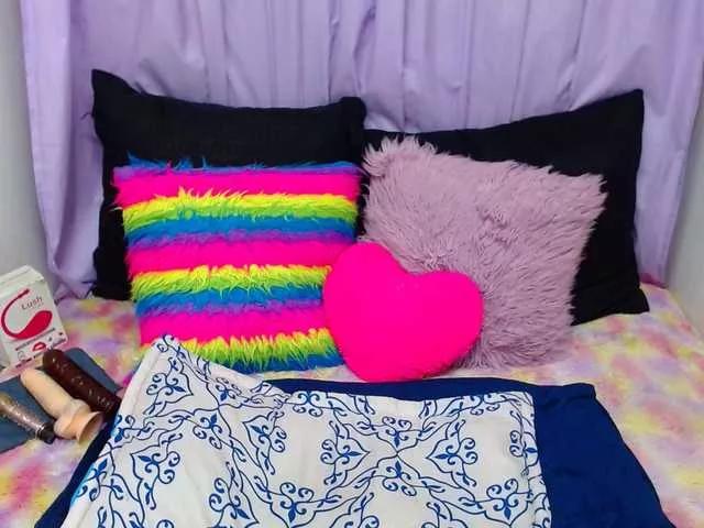 Offline salomex on BongaCams