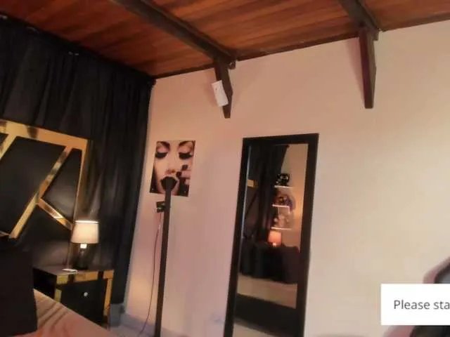 Offline SamantaMilff on BongaCams