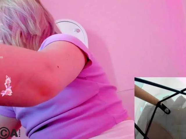 Offline Sara-Moor on BongaCams