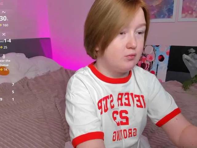 Offline Sara-Moor on BongaCams