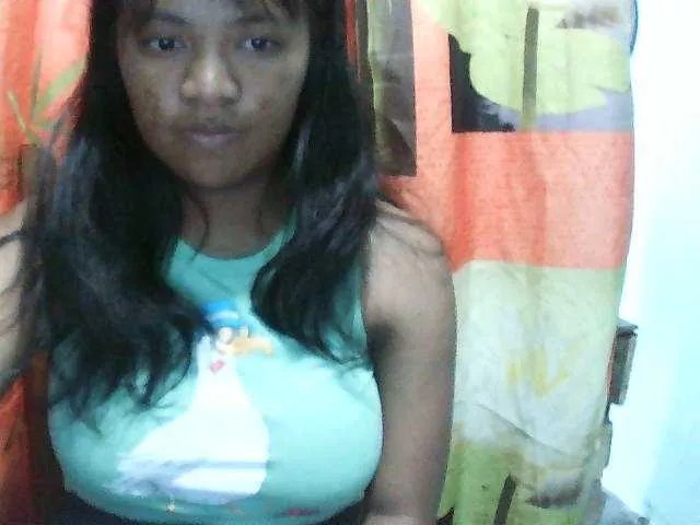 Freechat Sarah-001 on BongaCams