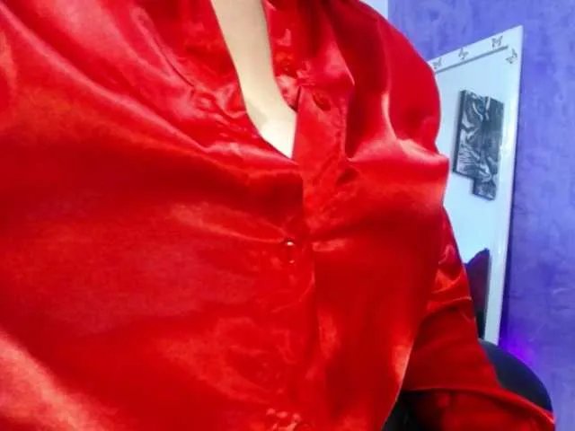 Offline SaraSmith2 on BongaCams