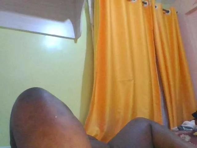 Freechat sauccyspoilage on BongaCams