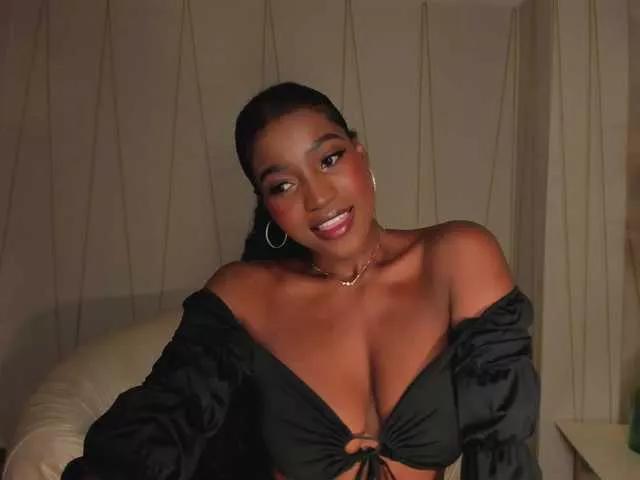 Offline SavannahStorm on BongaCams