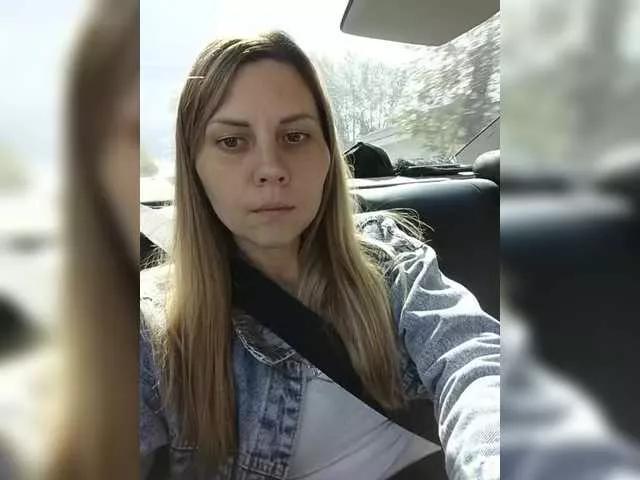 Offline Savuka on BongaCams