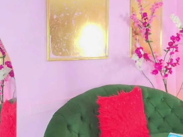 Offline SCARLETTE04 on BongaCams