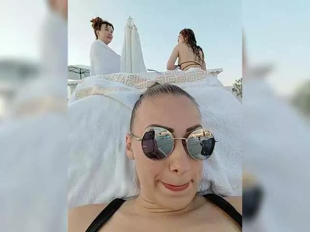 Offline Schumaxer777 on BongaCams